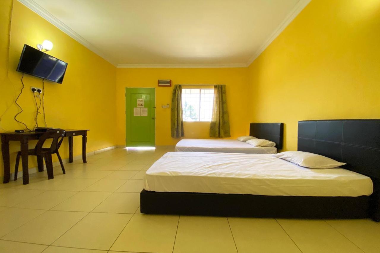 Oyo 90268 Lohan Point Lodge Ranau Bagian luar foto